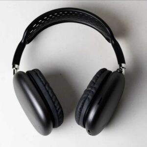 AerPods Pro Max (Black Edition)